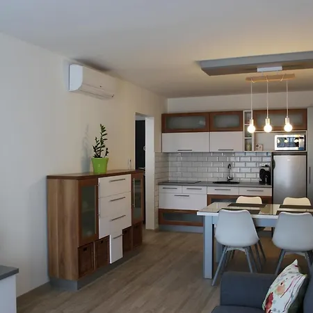 Bodza Apartman Apartment
